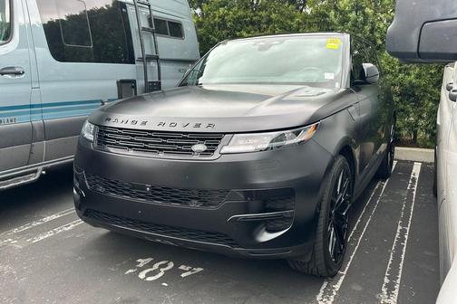 2024 Land Rover Range Rover Sport SE