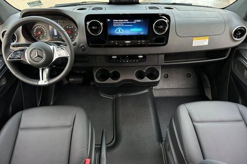 2026 Mercedes-Benz Sprinter 2500 Standard Roof