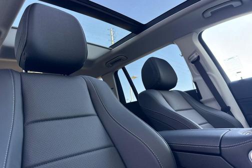 2026 Mercedes-Benz GLS 450 4MATIC