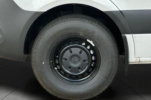 2025 Mercedes-Benz Sprinter 2500 Standard Roof