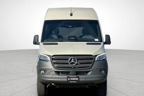 2025 Mercedes-Benz Sprinter 2500 Standard Roof