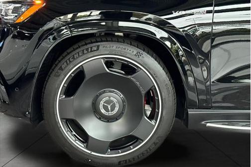 2025 Mercedes-Benz AMG GLS 63 Base