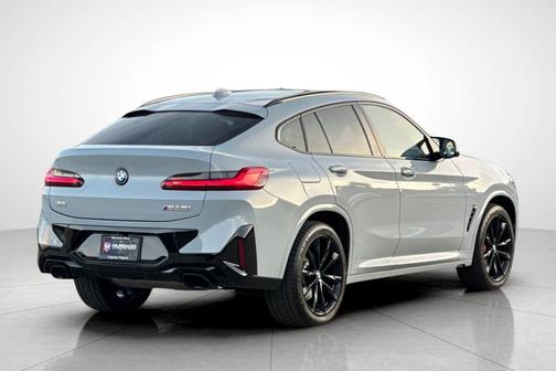 2024 BMW X4 M40i