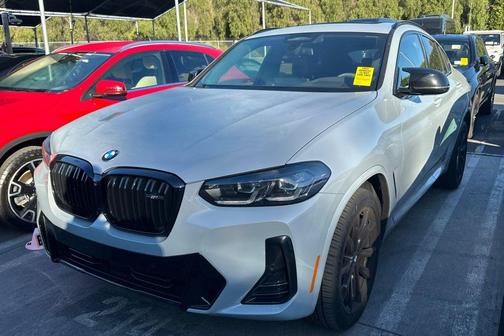 2024 BMW X4 M40i