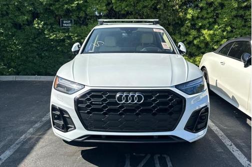 2023 Audi Q5 45 S line Prestige
