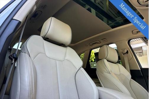 2023 Audi Q5 45 S line Prestige