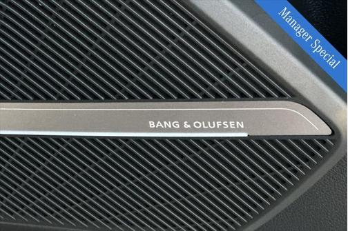 2023 Audi Q5 45 S line Prestige