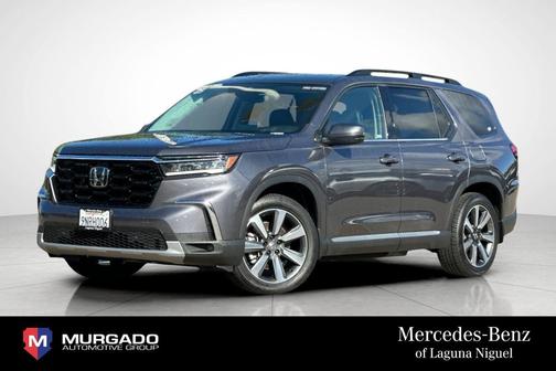 2025 Honda Pilot Touring 8-Passenger