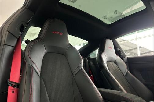 2024 Porsche 911 Carrera GTS