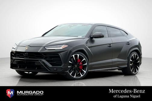 2022 Lamborghini Urus Graphite Capsule