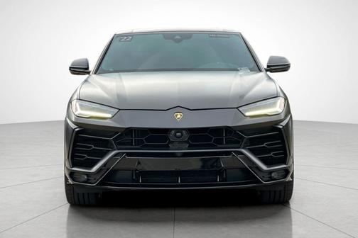 2022 Lamborghini Urus Graphite Capsule