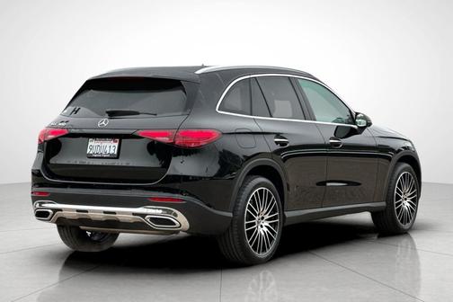 2025 Mercedes-Benz GLC 300 Base
