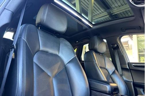 2019 Porsche Macan Base