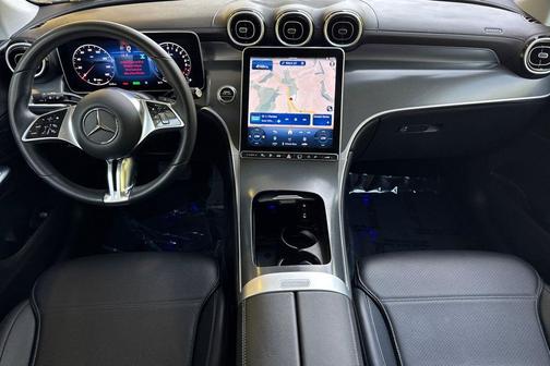 2025 Mercedes-Benz GLC 350e Base