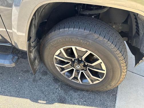 Magnetic Gray Metallic 2020 Toyota Tacoma TRD Sport