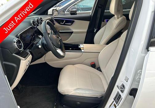 2025 Mercedes-Benz GLC 300 Base