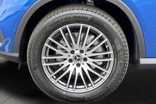 Starling Blue Metallic 2026 Mercedes-Benz GLC 300 Base
