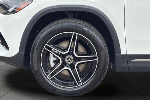 Polar White 2026 Mercedes-Benz GLA 250 4MATIC