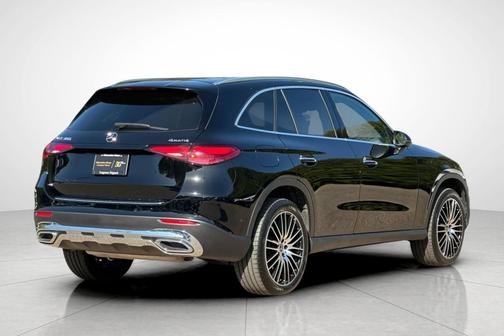 2025 Mercedes-Benz GLC 300 4MATIC