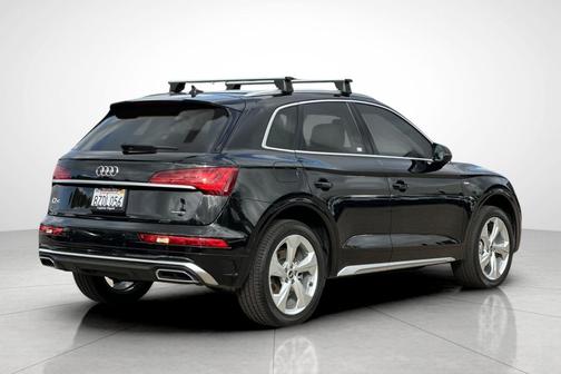 2022 Audi Q5 45 S line Prestige