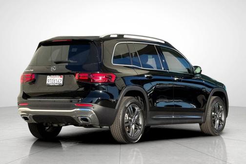 2025 Mercedes-Benz GLB 250 Base