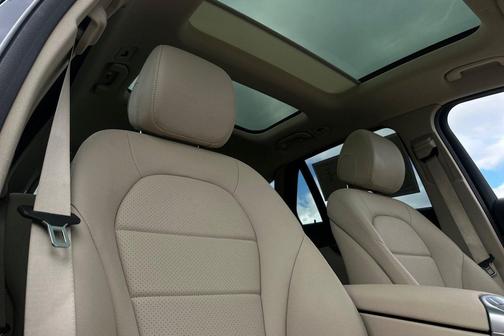 2021 Mercedes-Benz GLC 300 Base