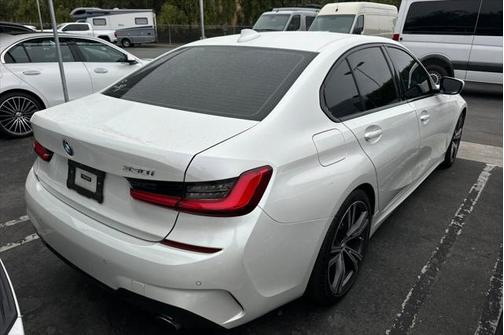 2021 BMW 330 330i