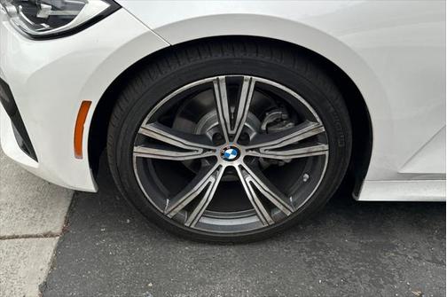 2021 BMW 330 330i
