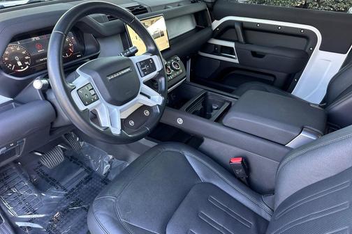 2022 Land Rover Defender 90 S