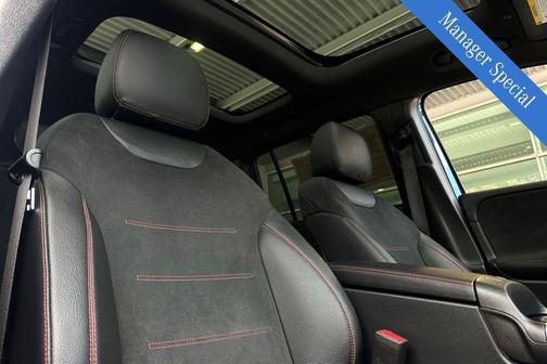 2025 Mercedes-Benz GLB 250 Base