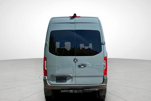 2025 Mercedes-Benz Sprinter 2500 Standard Roof