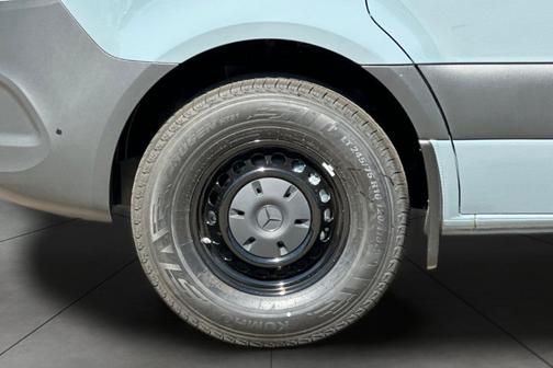 2025 Mercedes-Benz Sprinter 2500 Standard Roof