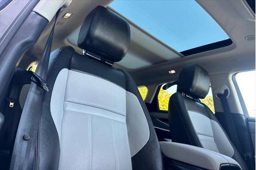 2024 Land Rover Range Rover Evoque Dynamic SE
