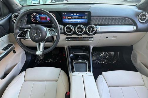 2025 Mercedes-Benz GLB 250 Base