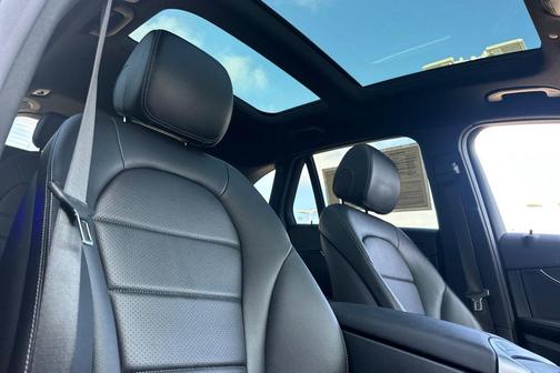 2022 Mercedes-Benz GLC 300 Base
