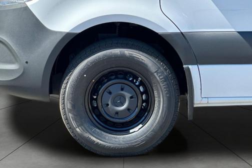 2025 Mercedes-Benz Sprinter 2500 Standard Roof