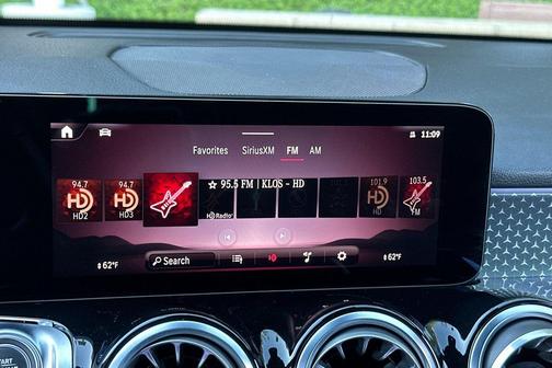 2025 Mercedes-Benz GLB 250 Base