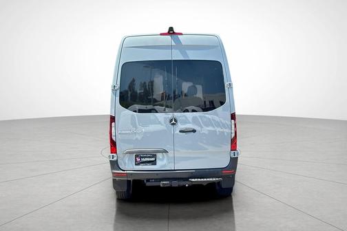 2025 Mercedes-Benz Sprinter 2500 Standard Roof