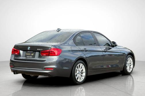 2016 BMW 320 i