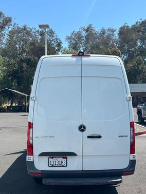 Arctic White 2021 Mercedes-Benz Sprinter 2500 High Roof