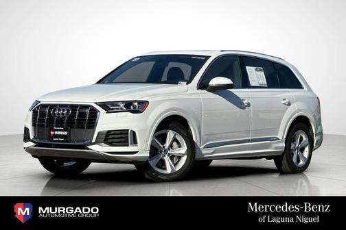 2023 Audi Q7 45 Premium Plus