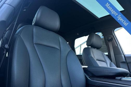 2023 Audi Q7 45 Premium Plus