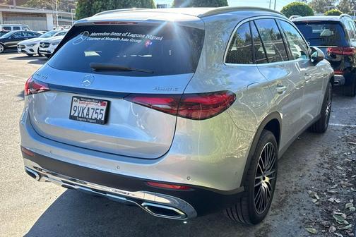 2025 Mercedes-Benz GLC 300 4MATIC