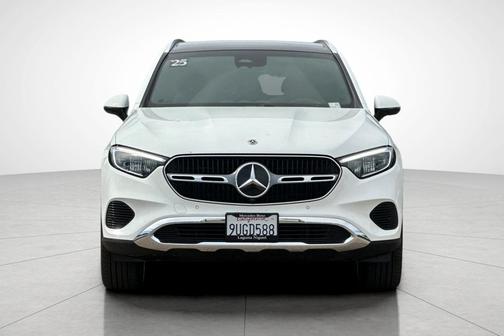 2025 Mercedes-Benz GLC 300 4MATIC