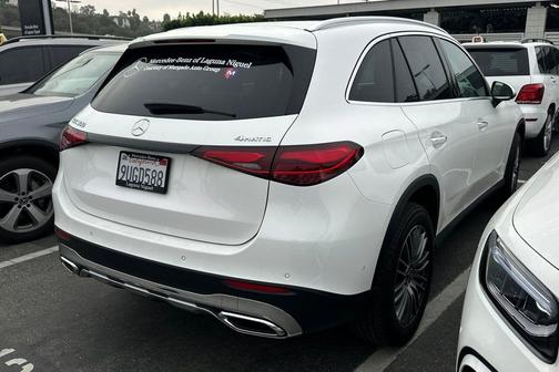 2025 Mercedes-Benz GLC 300 4MATIC