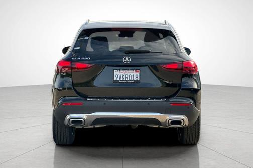 2025 Mercedes-Benz GLA 250 4MATIC