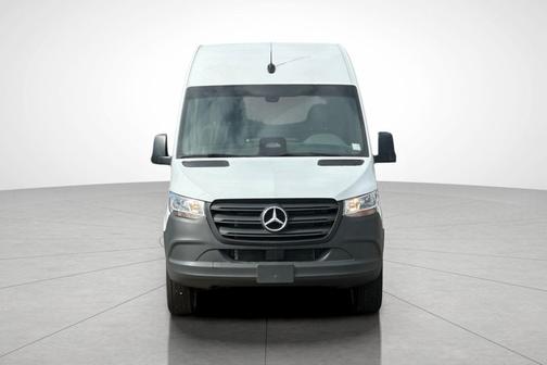2025 Mercedes-Benz Sprinter 2500 Standard Roof