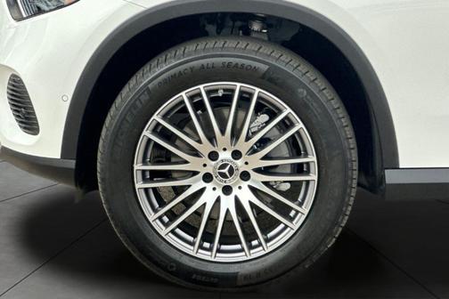 2026 Mercedes-Benz GLC 300 Base