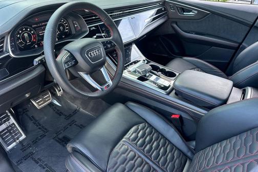 2024 Audi RS Q8 4.0T