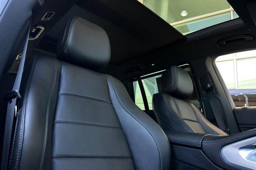 2022 Mercedes-Benz GLS 450 4MATIC